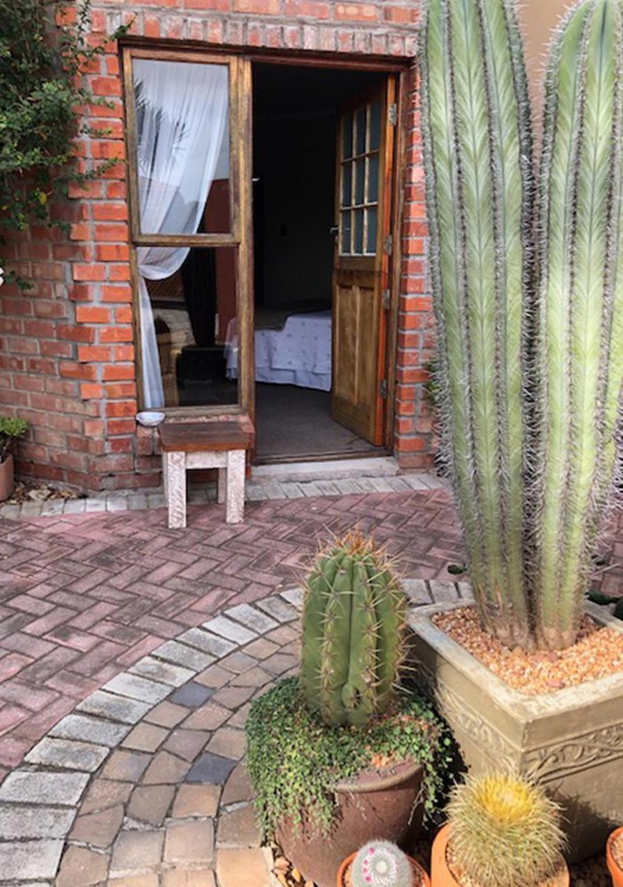 A La Martha'S Air-Port Guest House Port Elizabeth Luaran gambar