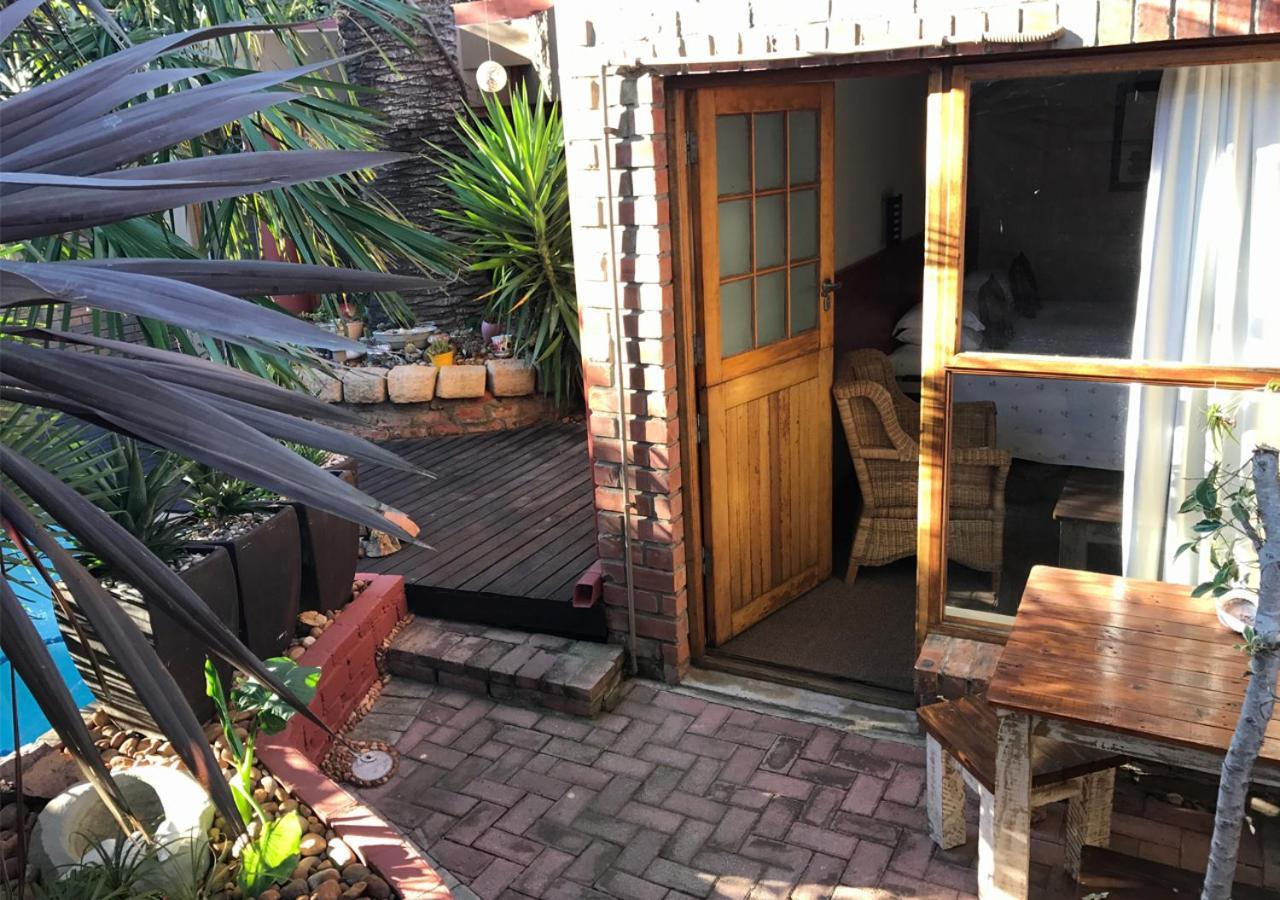 A La Martha'S Air-Port Guest House Port Elizabeth Luaran gambar