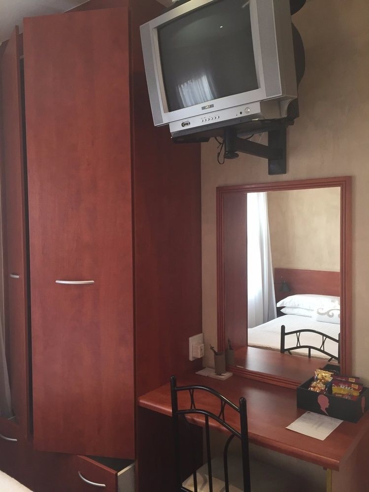 A La Martha'S Air-Port Guest House Port Elizabeth Luaran gambar